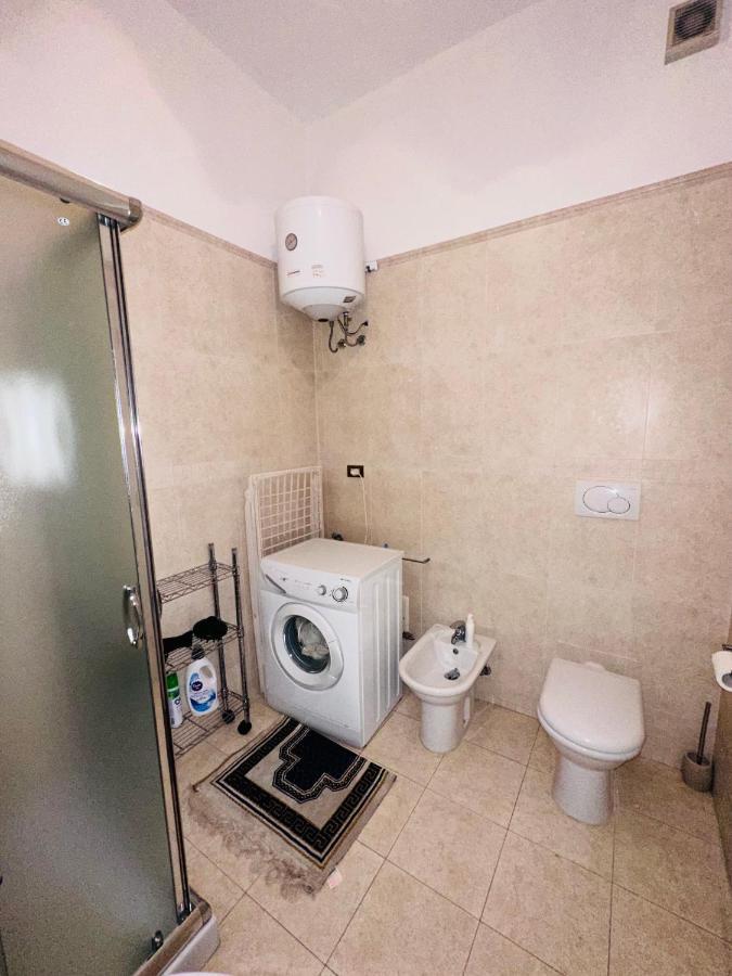Elegante Appartamento Nel Cuore Del Barocco Lecce Exterior foto