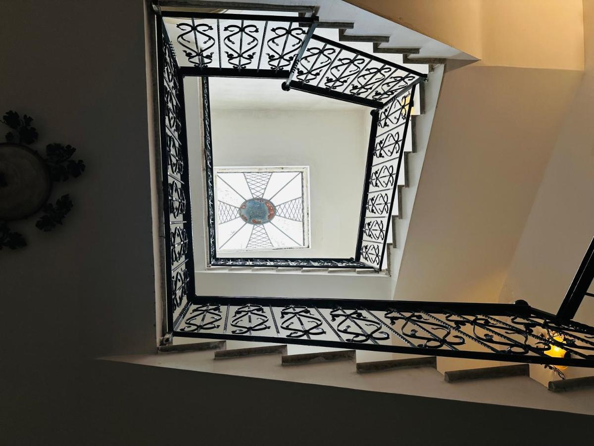 Elegante Appartamento Nel Cuore Del Barocco Lecce Exterior foto