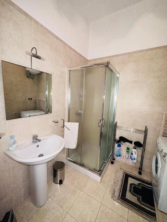 Elegante Appartamento Nel Cuore Del Barocco Lecce Exterior foto