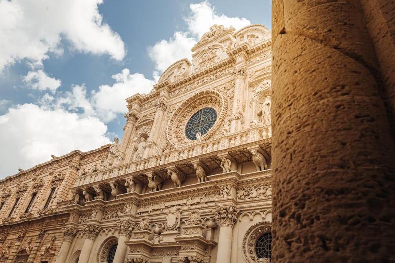 Elegante Appartamento Nel Cuore Del Barocco Lecce Exterior foto