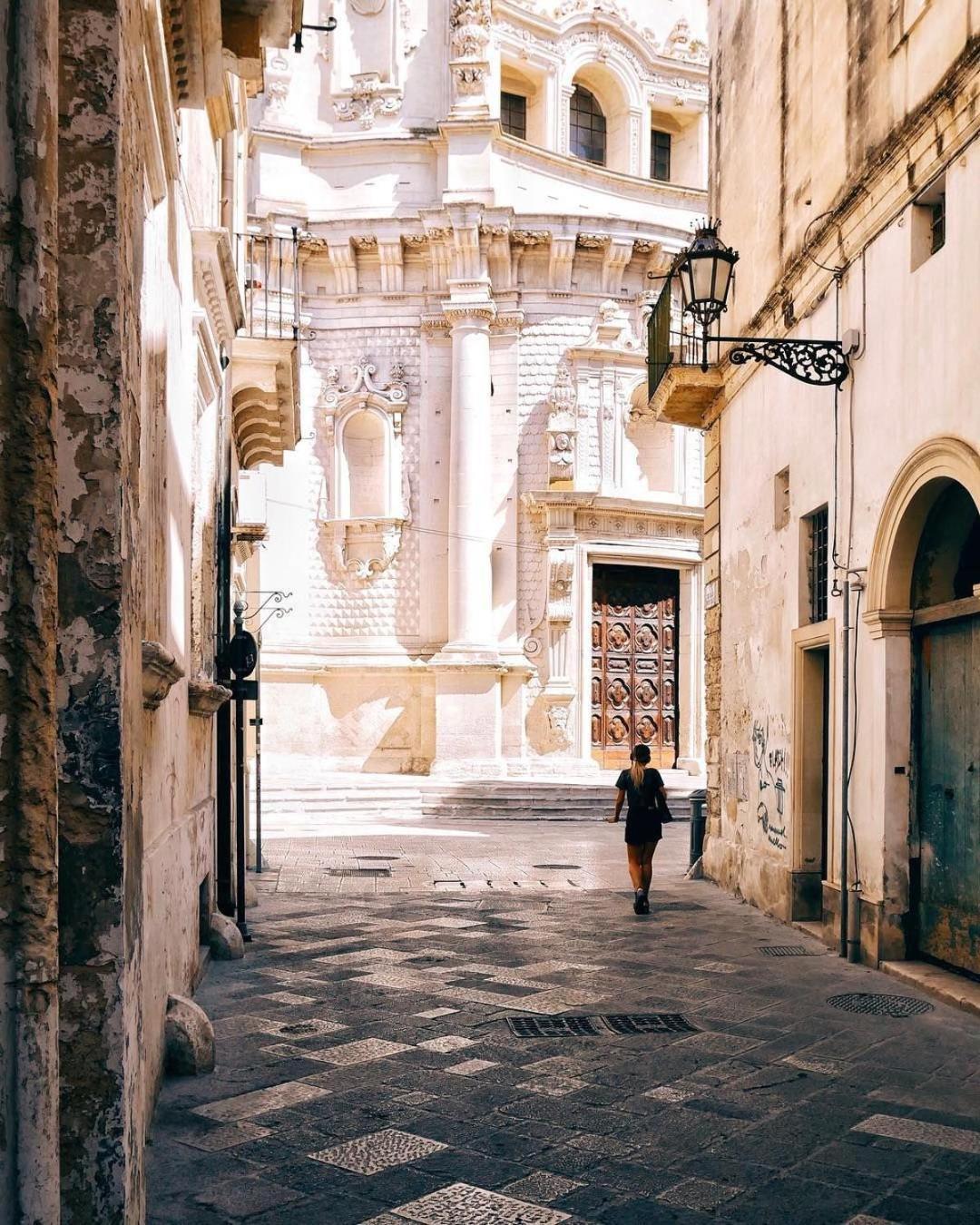 Elegante Appartamento Nel Cuore Del Barocco Lecce Exterior foto